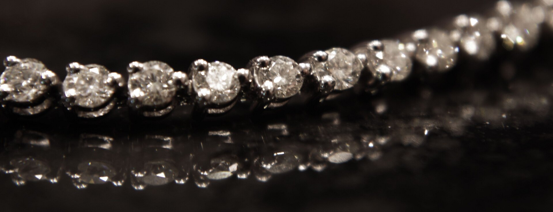 Close up of a diamond tennis bracelet